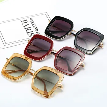 Nove Klasične Kvadratnih sončna Očala Za Ženske Prevelik Vintage Moda Kovinski Okvir sončna Očala Luksuzne blagovne Znamke Oblikovalec Eyeware UV400