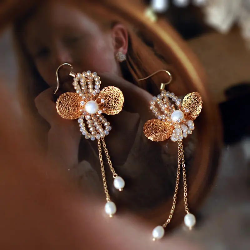 SINZRY novo modno nakita ročno duševno neto naravni biser cvet tassel spusti uhani za ženske