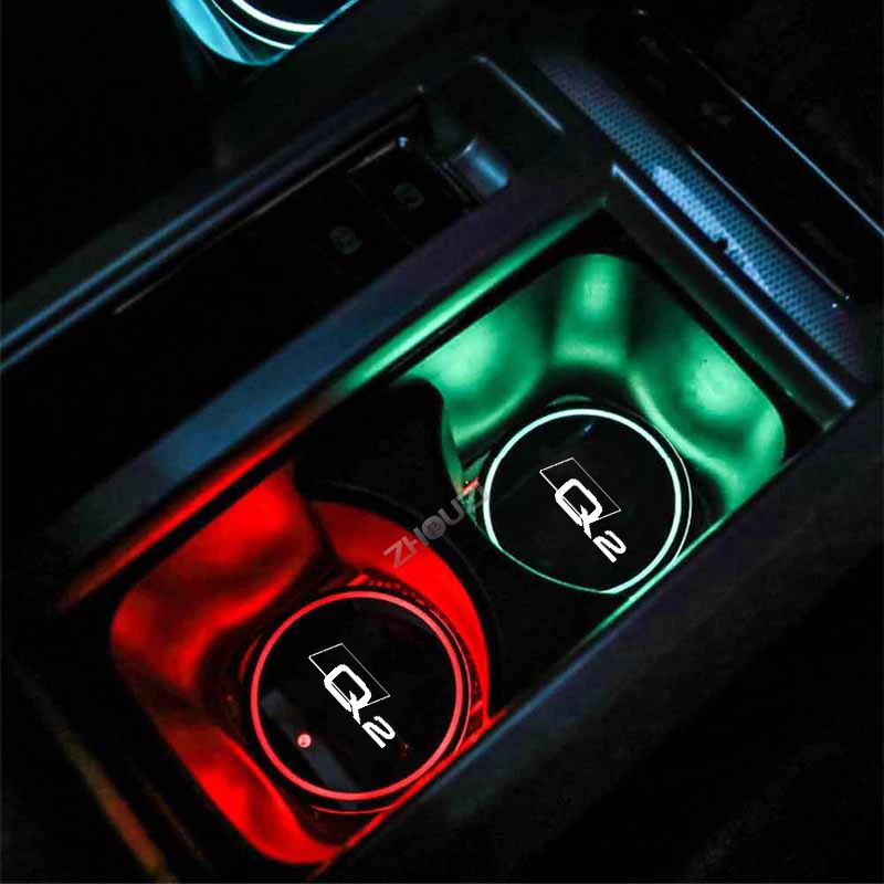 Svetlobna Pokal Železnica Imetnik 7 Pisane USB, Polnjenje Avto Led Vzdušje Luč Za Audi Q2 GAB Avto Dodatki