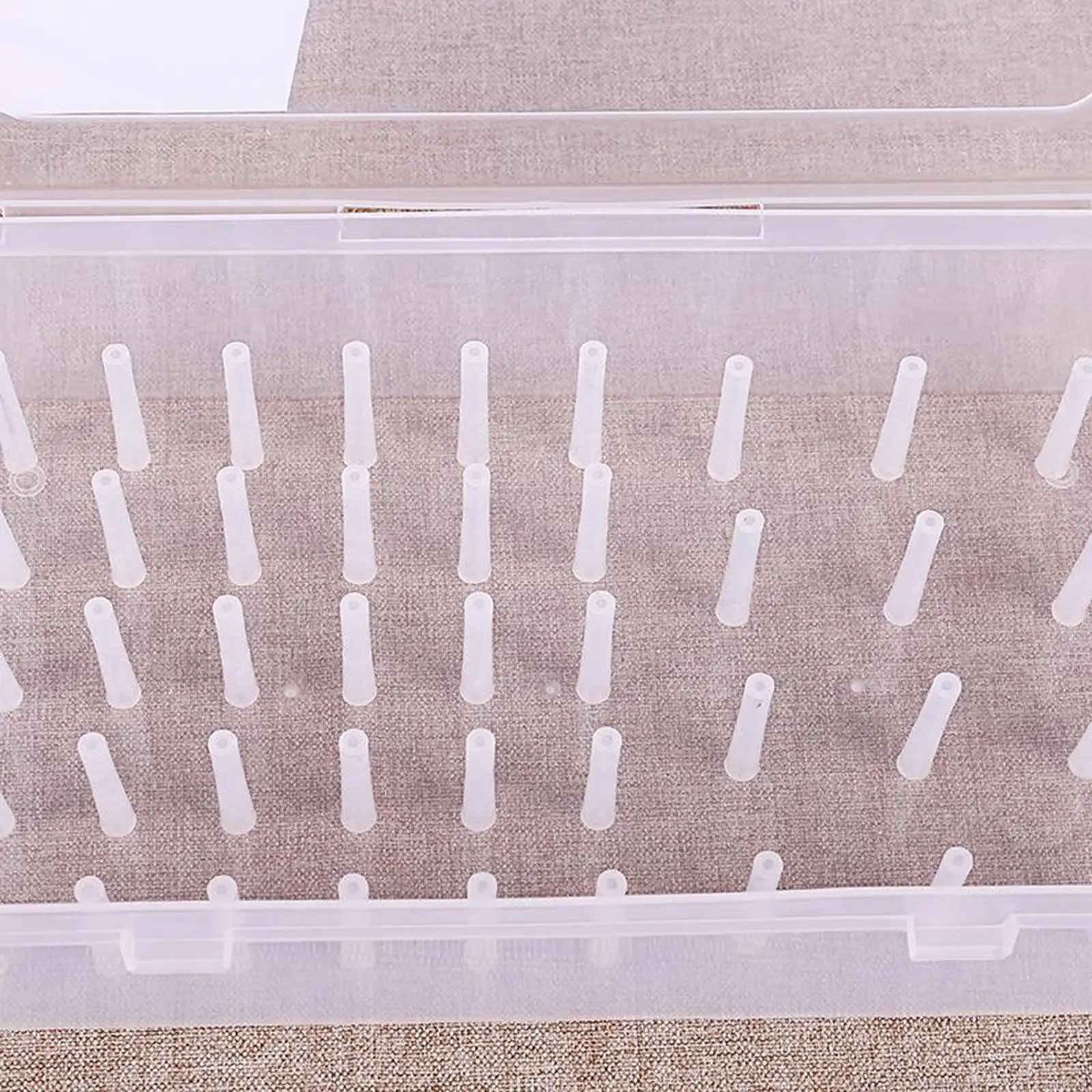 2 Kosov Plastičnih Tulcih Škatla za Shranjevanje s 42 Tuljave Organiziranje Primeru Vezenje Šivanje Obrti Nit Tuljave Posodo Primeru Imetnik