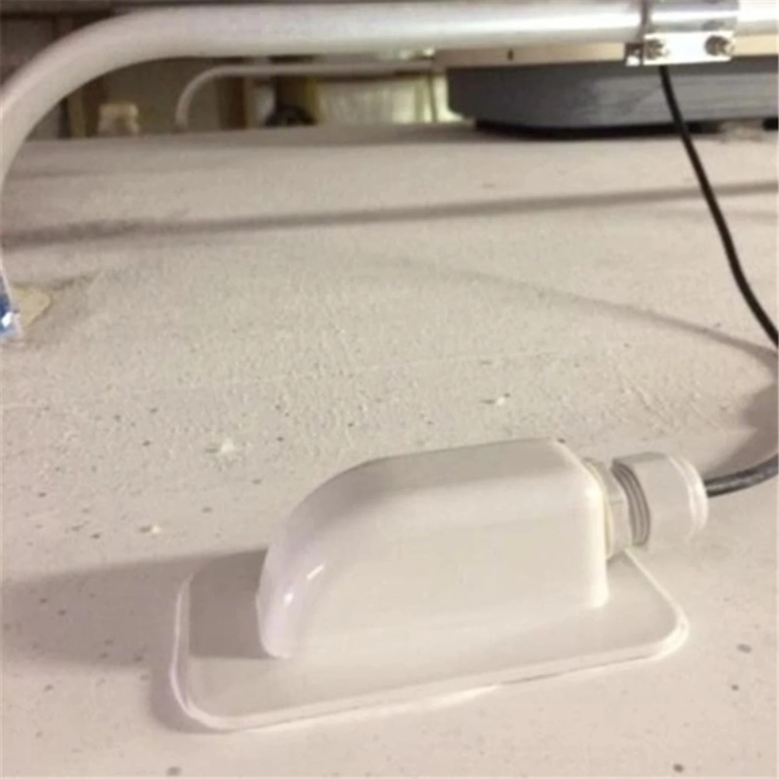 Eno Luknjo Kabel Vnos dozi Zaprti Nepremočljiva ABS Plastike Napeljave Kritje Za Sončne celice Avtodomov Prikolicah, Plovila