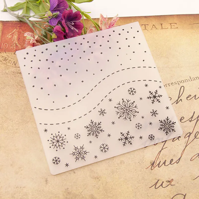 KLJUYP Božič snežinka Plastičnih Reliefi Mape za DIY Scrapbooking Papir Obrti/Kartico, zaradi Česar Dekoracijo Dobave EM120